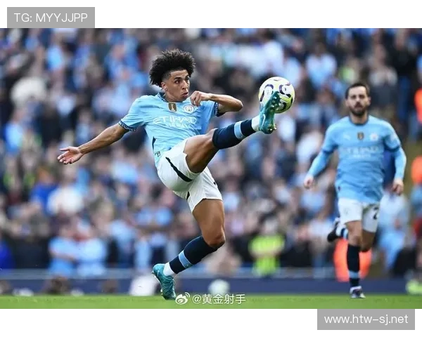 杜埃与亚马尔:同代新星战术角色与数据表现差异解析 杜埃与亚马尔:同代新星战术角色与数据表现差异解析